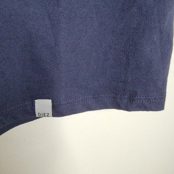 DIEZ‎ Studio Navy Tee Racing Stripes Sleeve Detail Minimalist Sporty Unisex Sz M - Picture 5 of 9